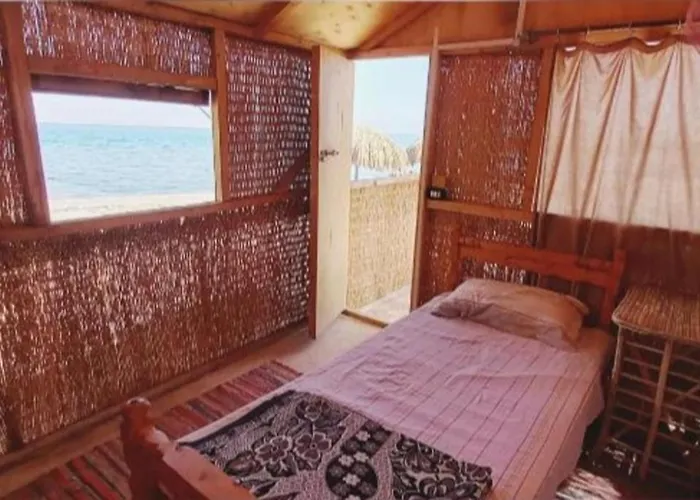 Hotel Acacia Camp