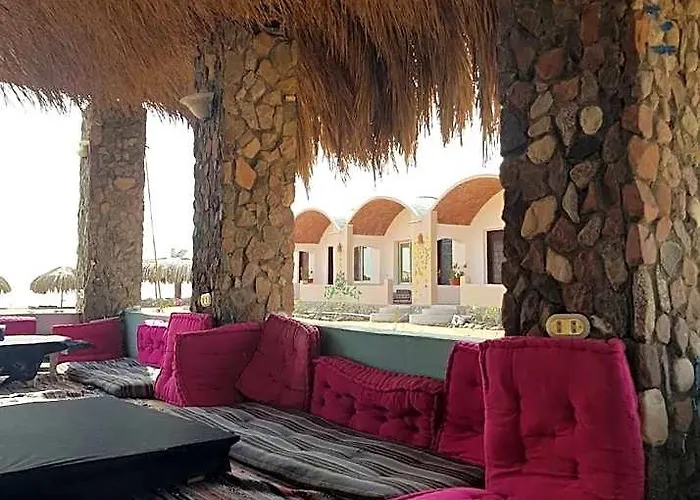 Acacia Camp 2*